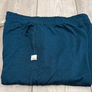 Vuori Teal Performance Joggers